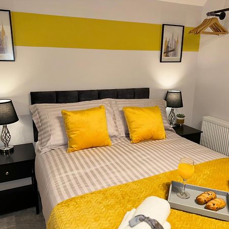Vila Nhs Workers And Students Haven - The Bee Hive Reading Exteriér fotografie